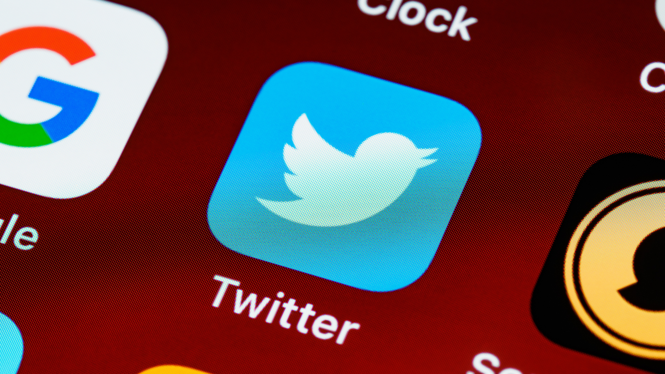 Is Twitter Losing Its Credibility?