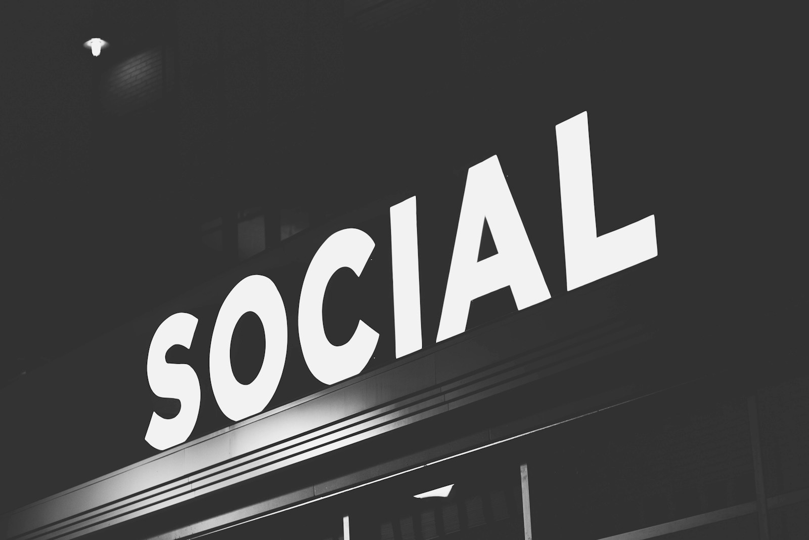 Social Media Marketing For Companies To Drive Business Growth